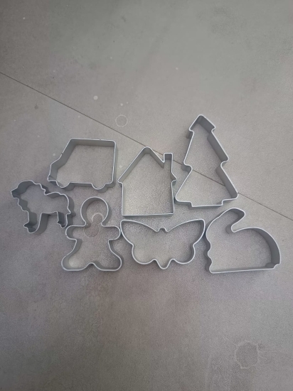 COOKIE CUTTERS /SHAPES 